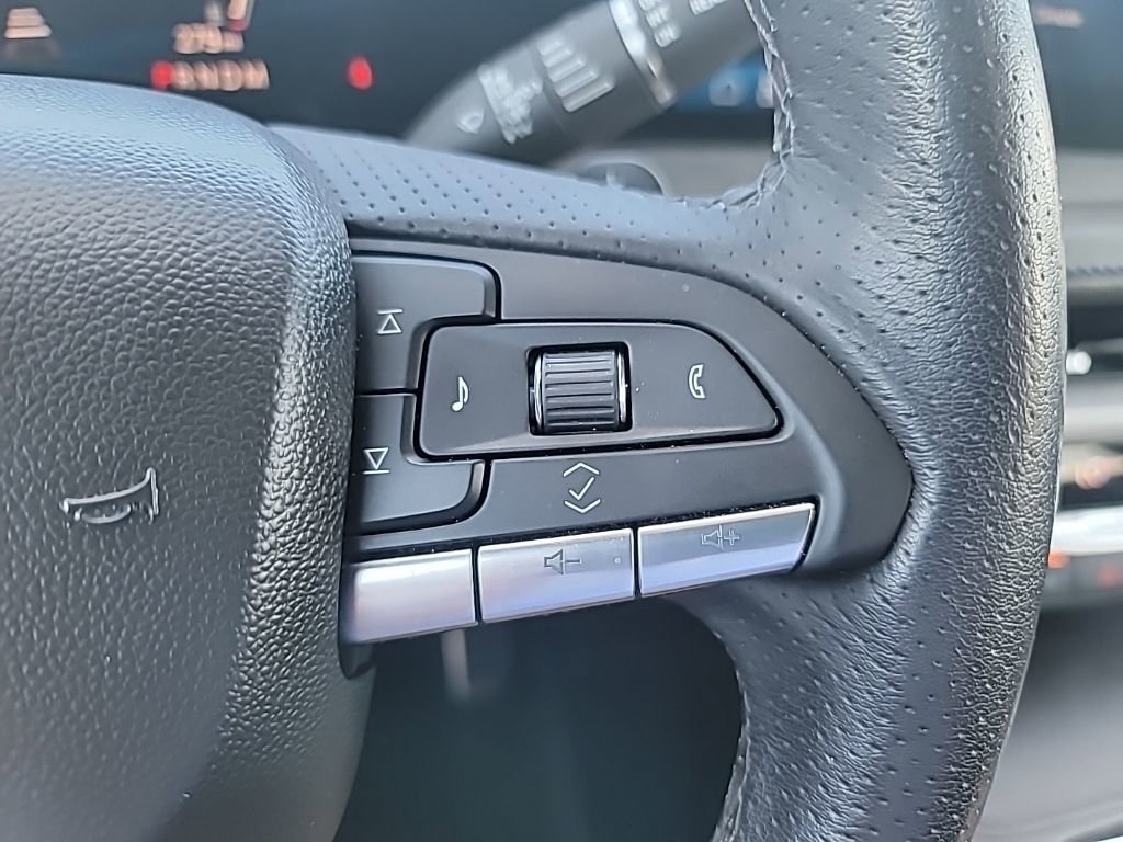 Certified 2024 Cadillac XT4 Sport image 25