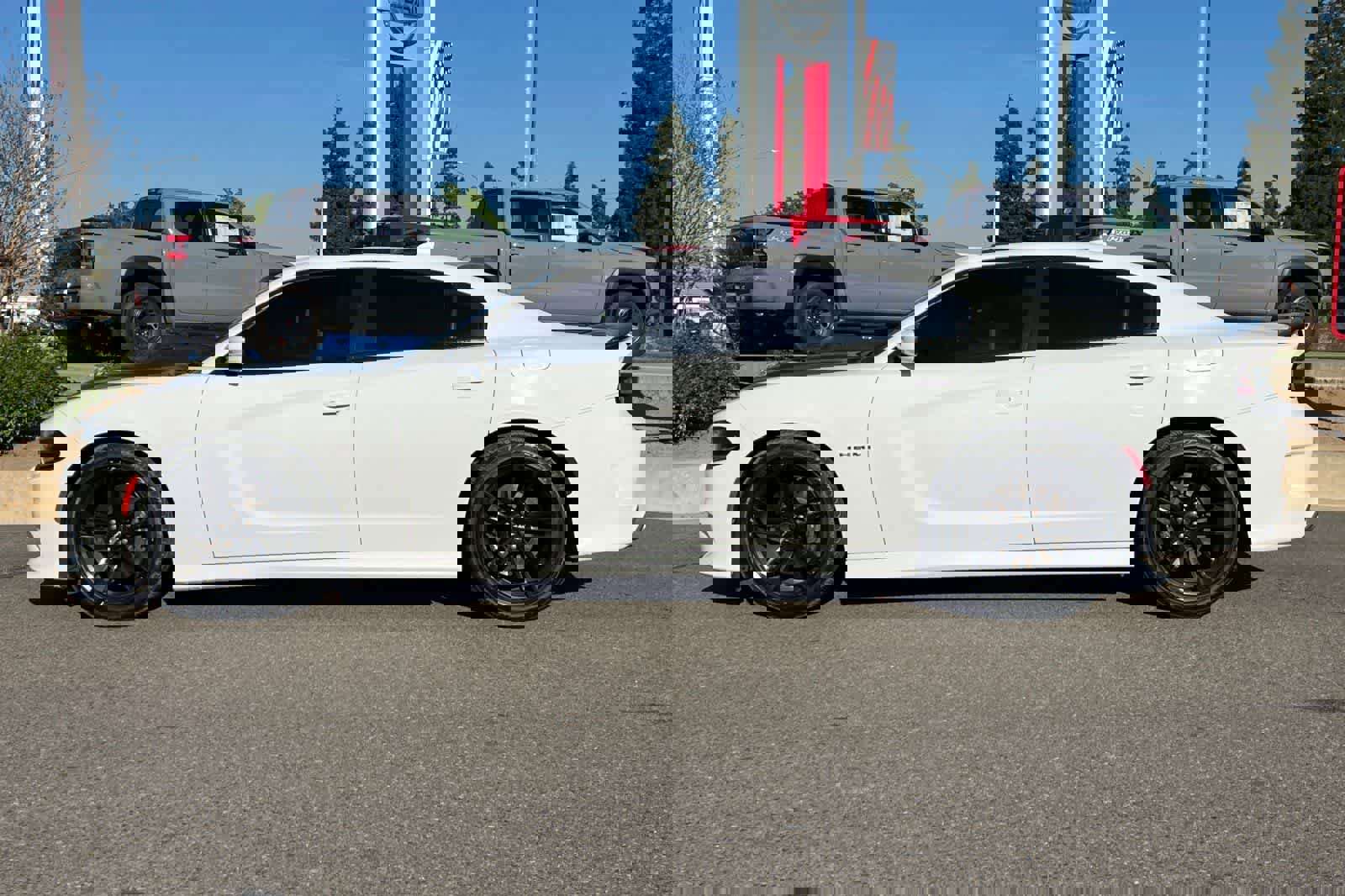 Used 2022 Dodge Charger R/T w/ Performance Handling Group image 6