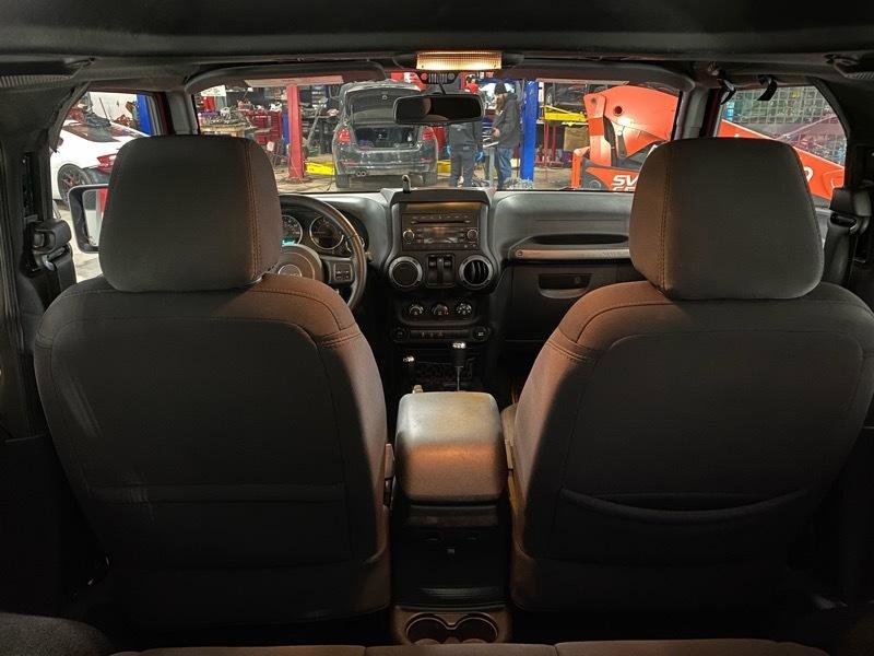 Used 2014 Jeep Wrangler Sport image 19
