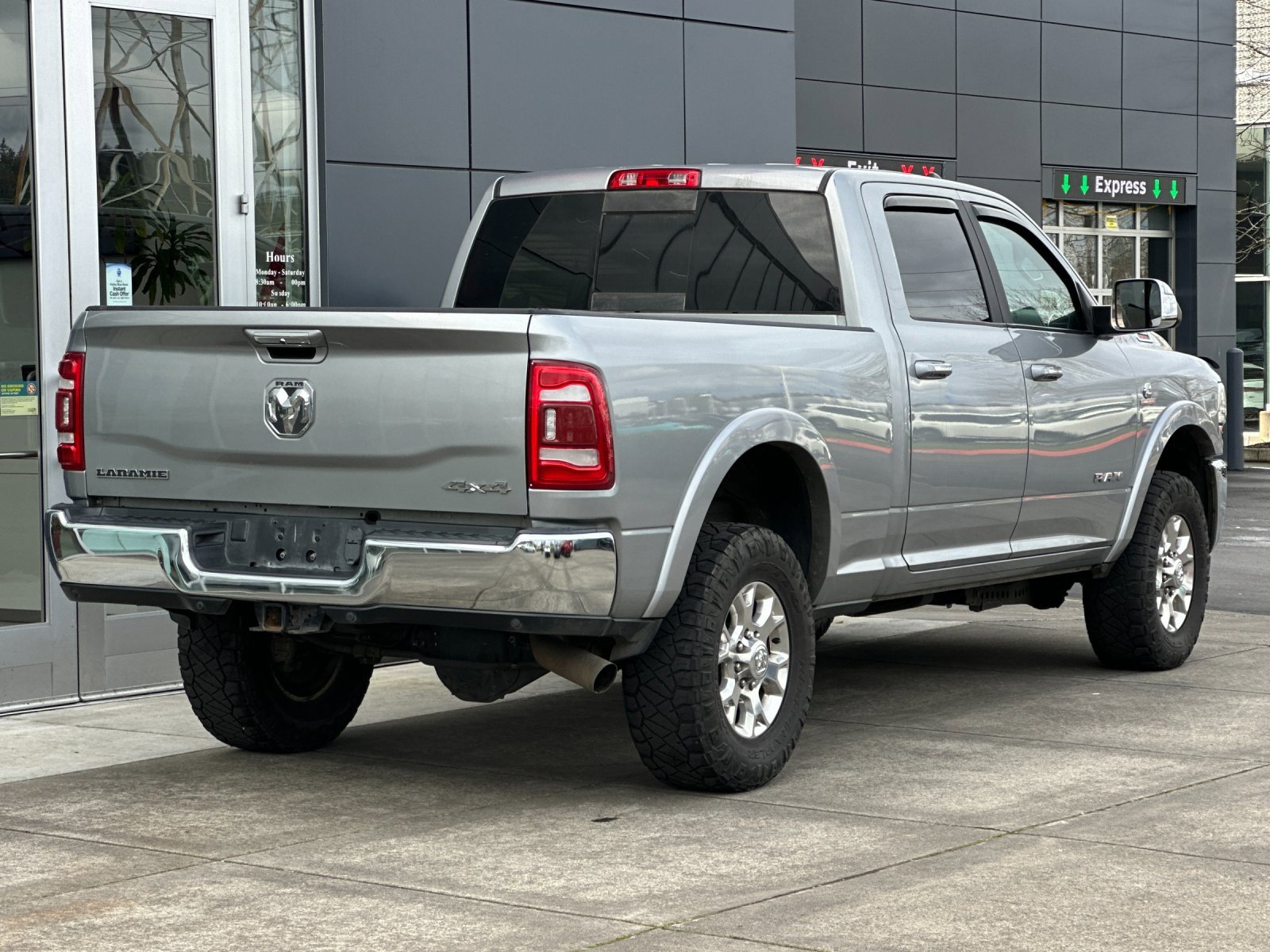 Used 2022 RAM 2500 Laramie image 3