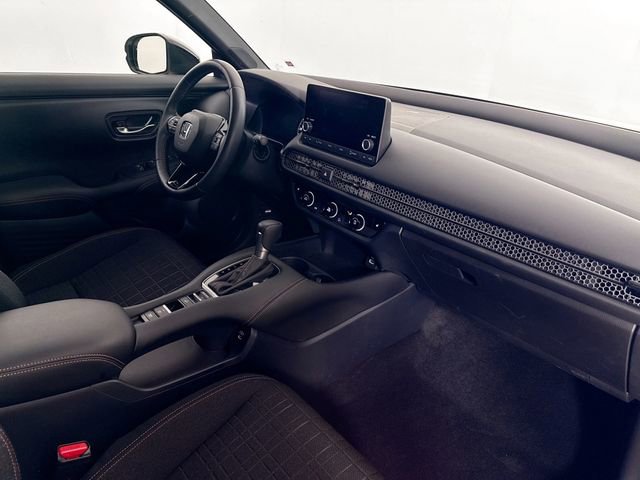 Used 2024 Honda HR-V Sport image 47