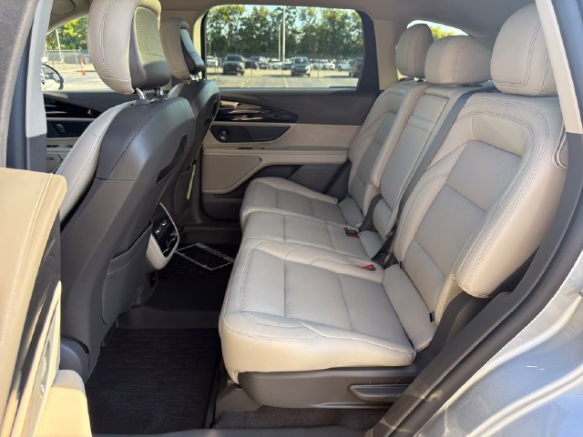 Certified 2024 Lincoln Nautilus Premier w/ Equipment Group 102A AWD/4WD image 28