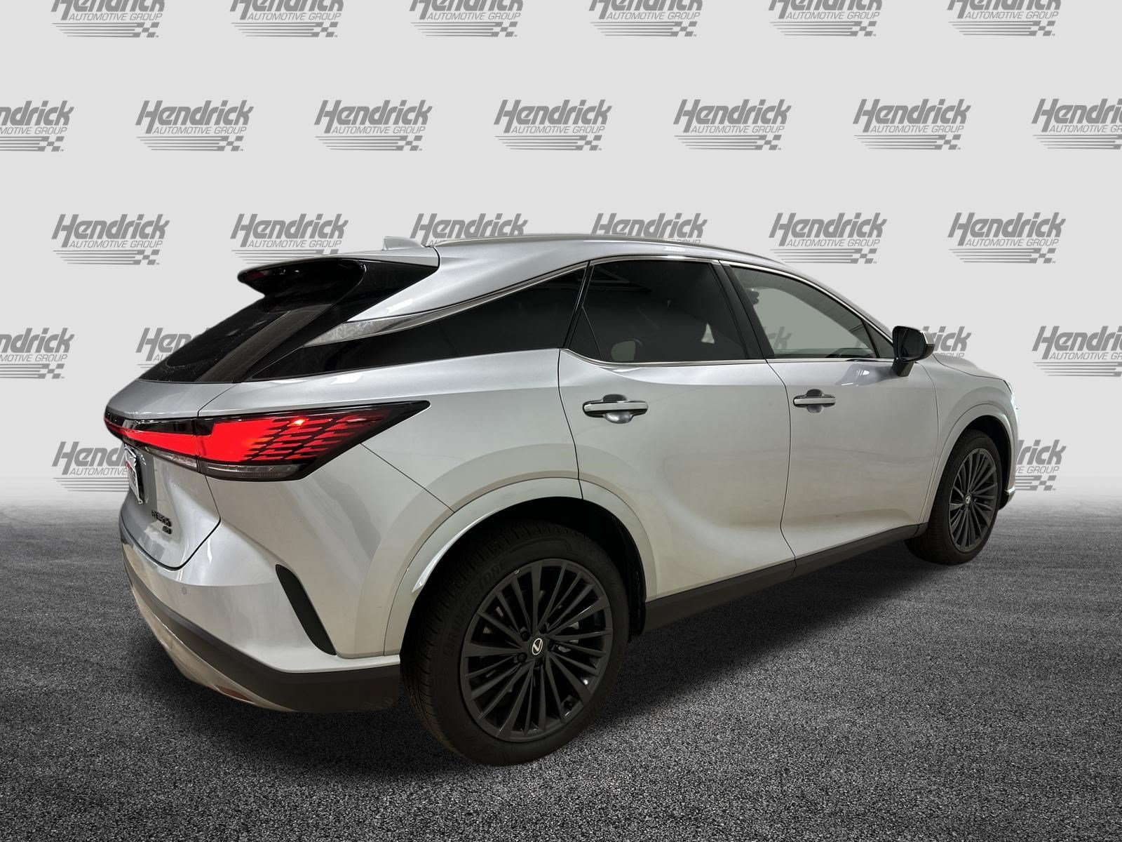Certified 2026 Lexus RX 350h w/ Accessory Package (Z1) AWD/4WD image 10