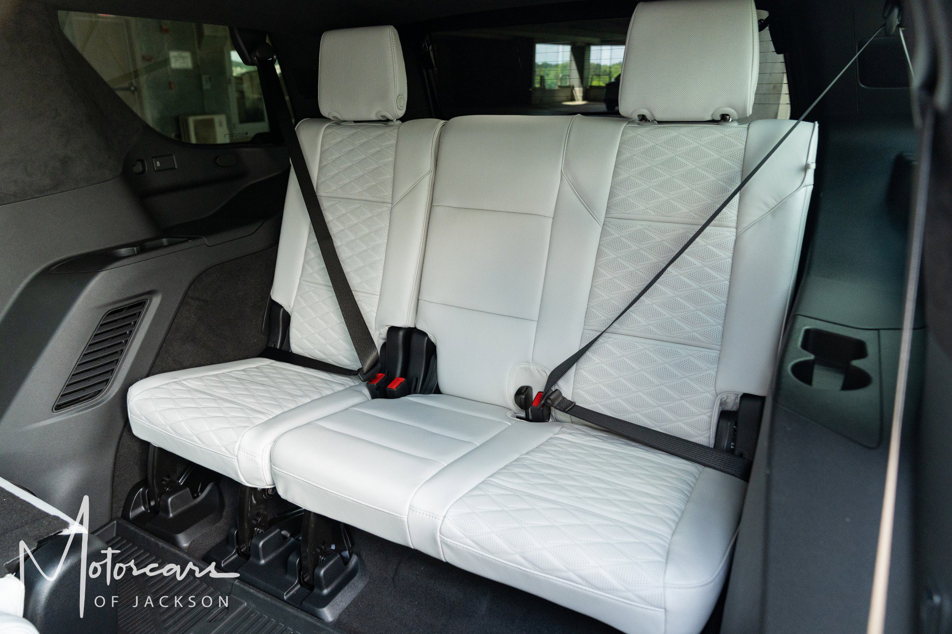 Used 2026 Cadillac Escalade Platinum Sport w/ LPO, ONYX Package AWD/4WD image 16
