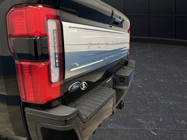 Used 2024 Ford F250 Platinum image 39