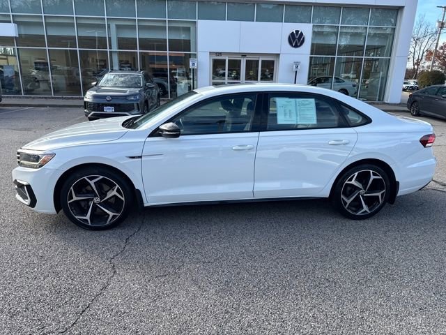 Certified 2020 Volkswagen Passat 2.0T R-Line image 5