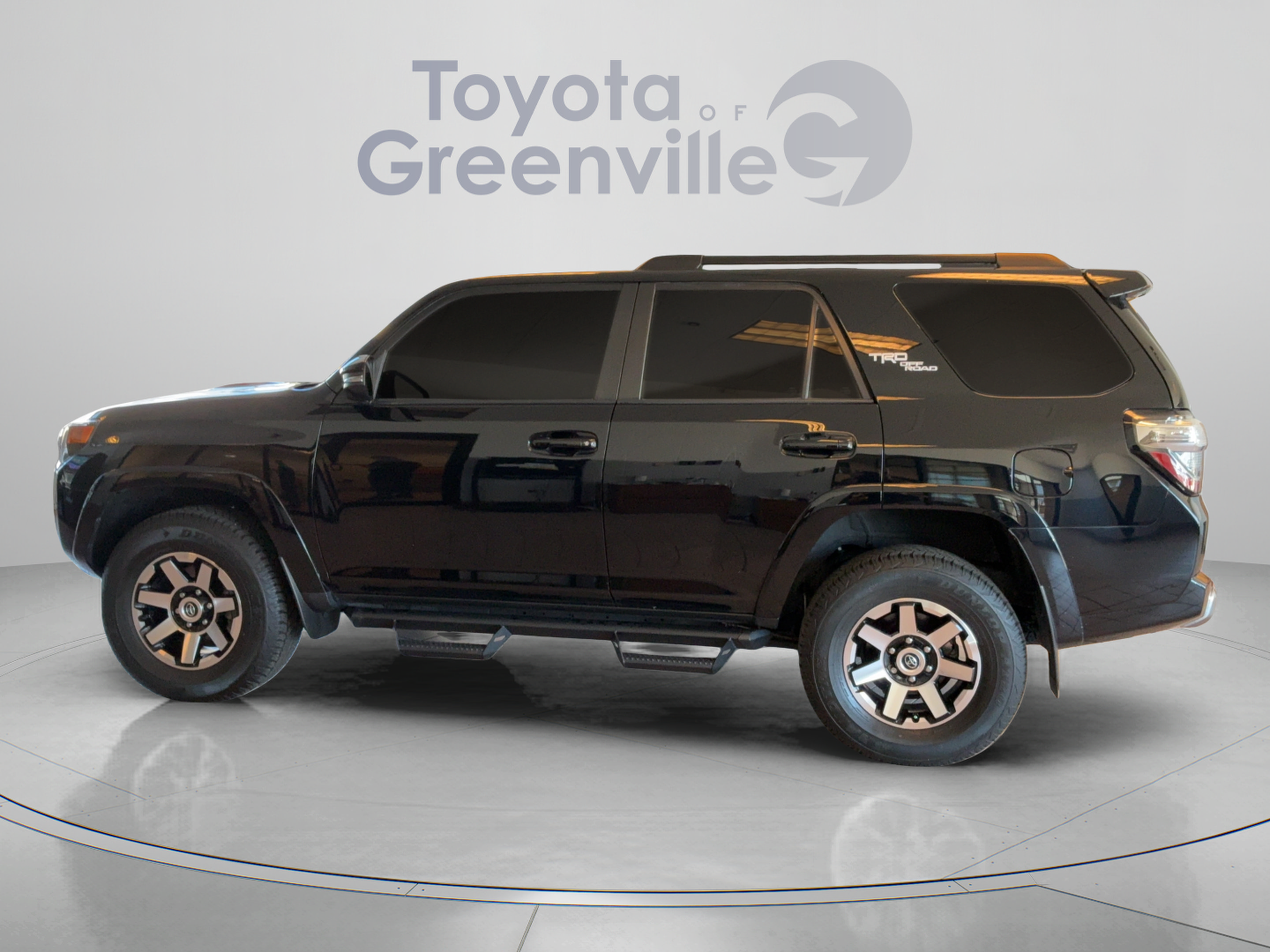 Certified 2023 Toyota 4Runner TRD Off-Road Premium w/ Moonroof Package AWD/4WD image 2