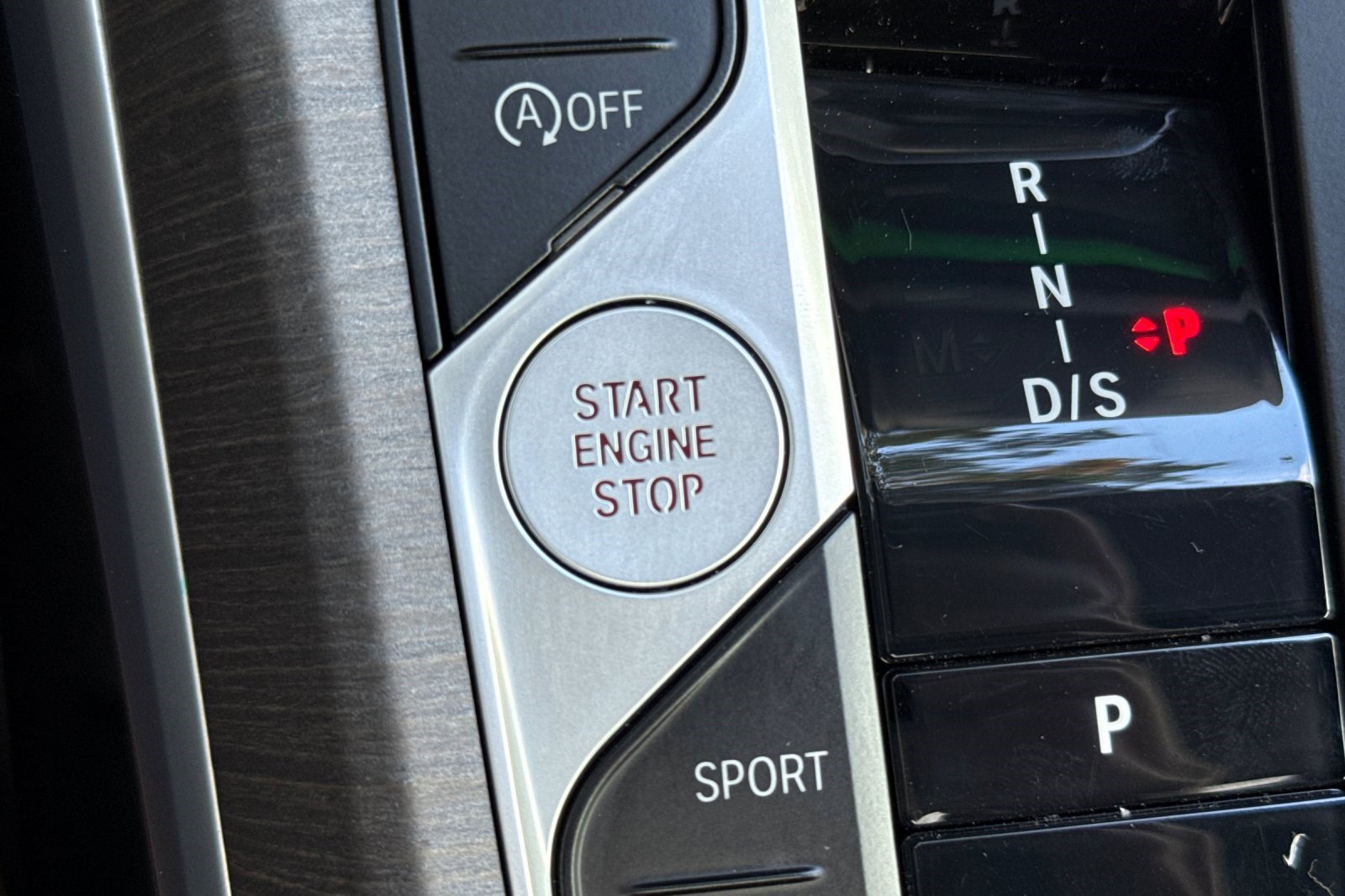 Used 2025 BMW 430i Coupe w/ Convenience Package image 26