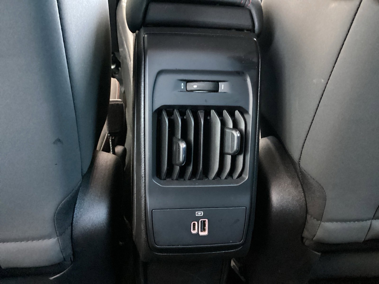 Used 2024 Dodge Hornet GT image 19