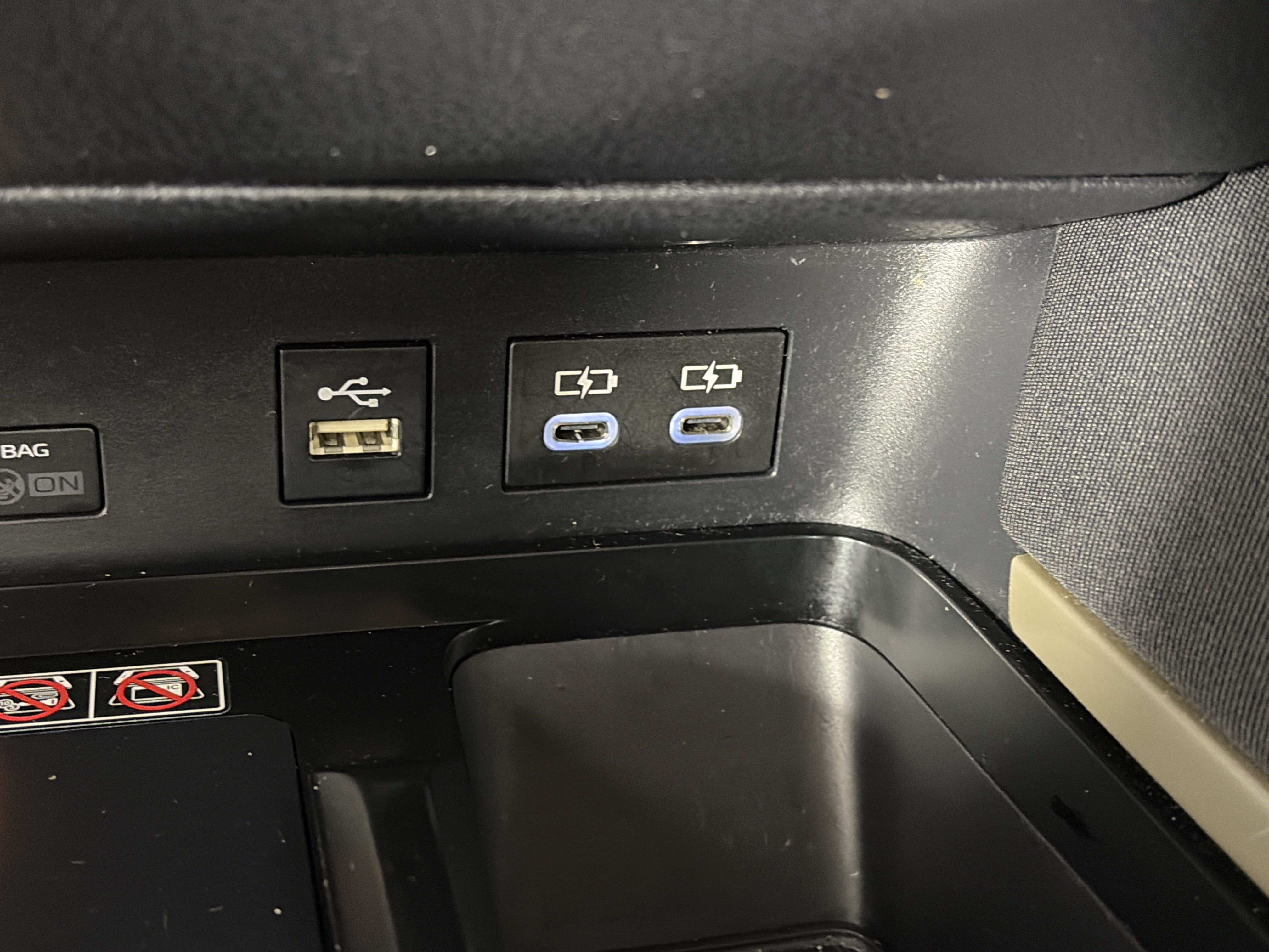Used 2025 Toyota Camry LE FWD image 23