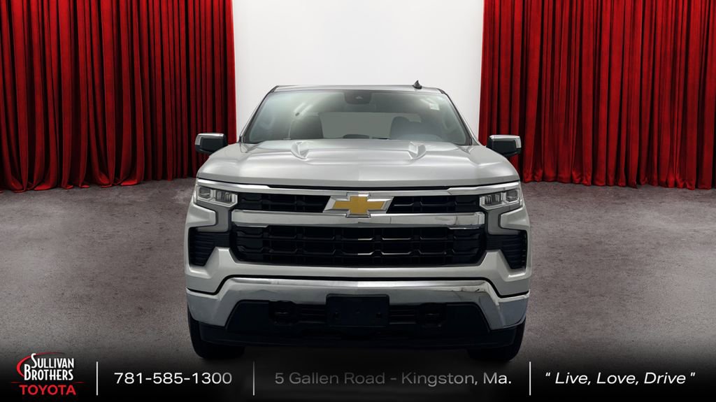 Used 2022 Chevrolet Silverado 1500 LT image 2