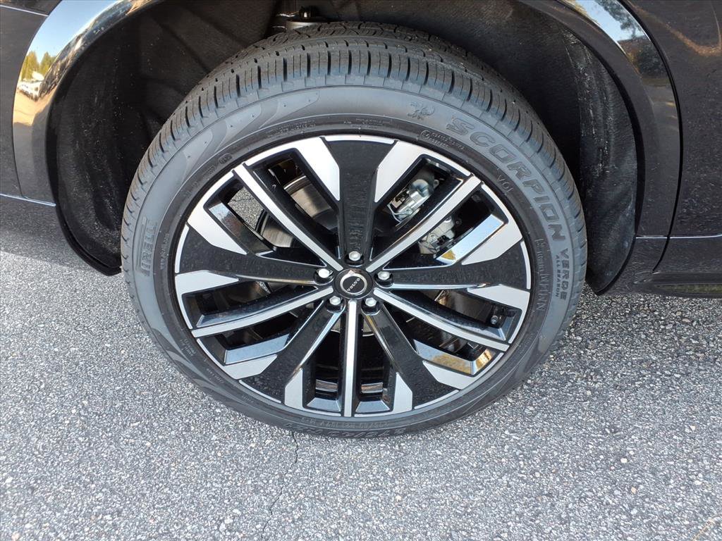 New 2026 Volvo XC90 T8 Ultra w/ Protection Package Premier image 7