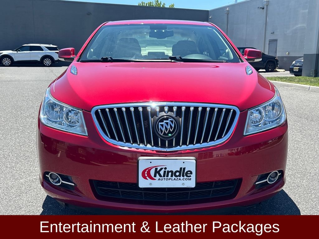 Used 2013 Buick LaCrosse Leather w/ Entertainment Package FWD image 2