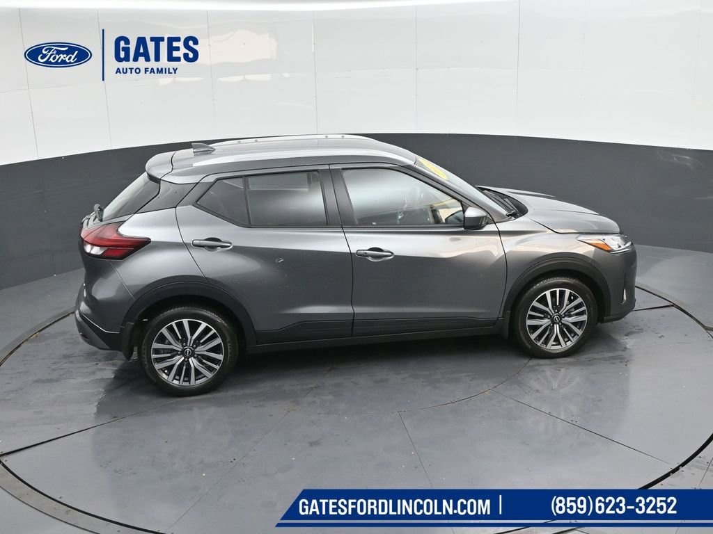 Used 2024 Nissan Kicks SV FWD image 39