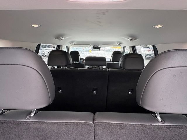 Used 2025 Hyundai Santa Fe SEL FWD image 29