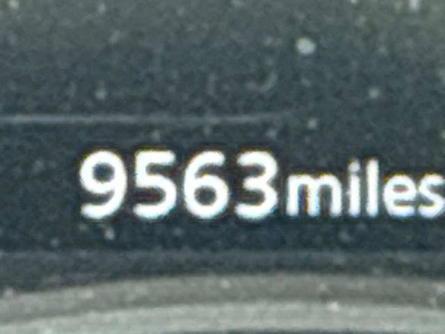 Used 2023 Nissan Kicks SR image 33