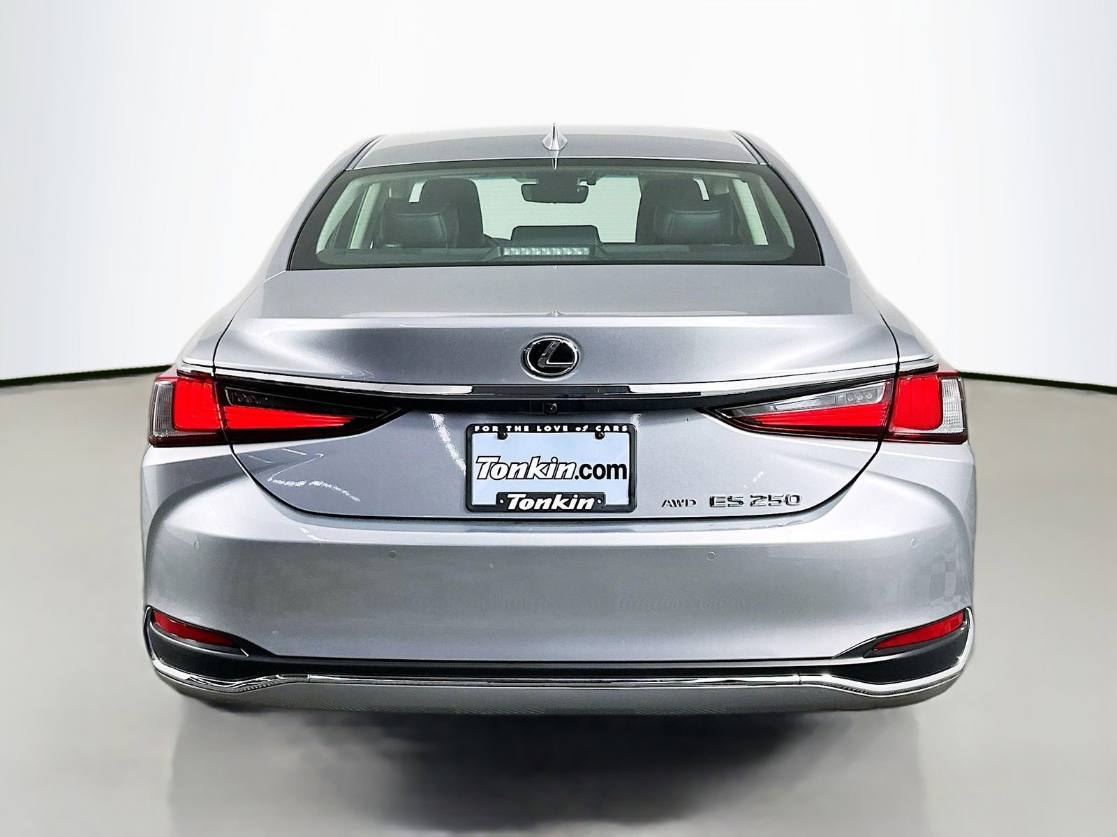 Used 2024 Lexus ES 250 w/ Premium Package image 7