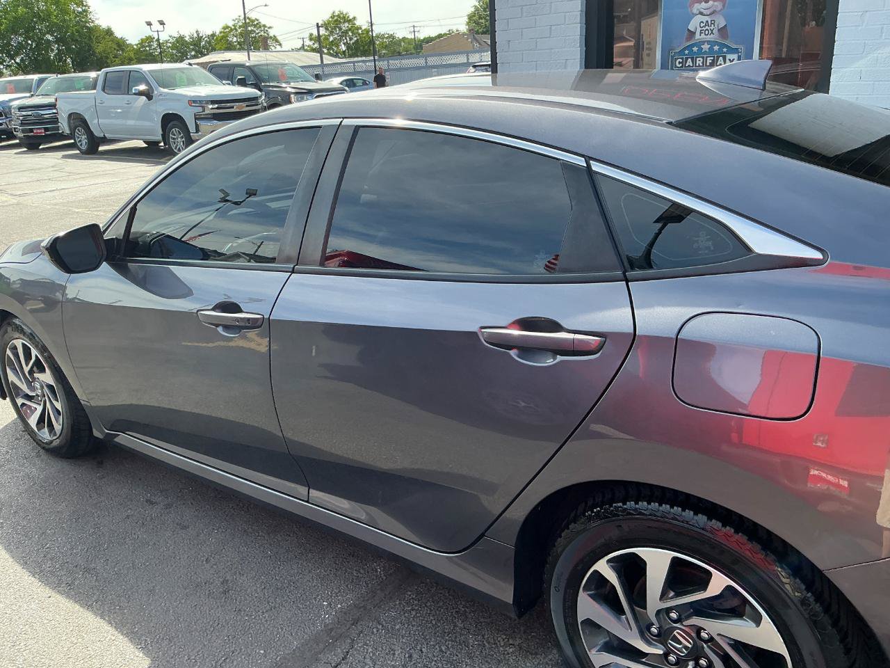 Used 2018 Honda Civic EX image 29