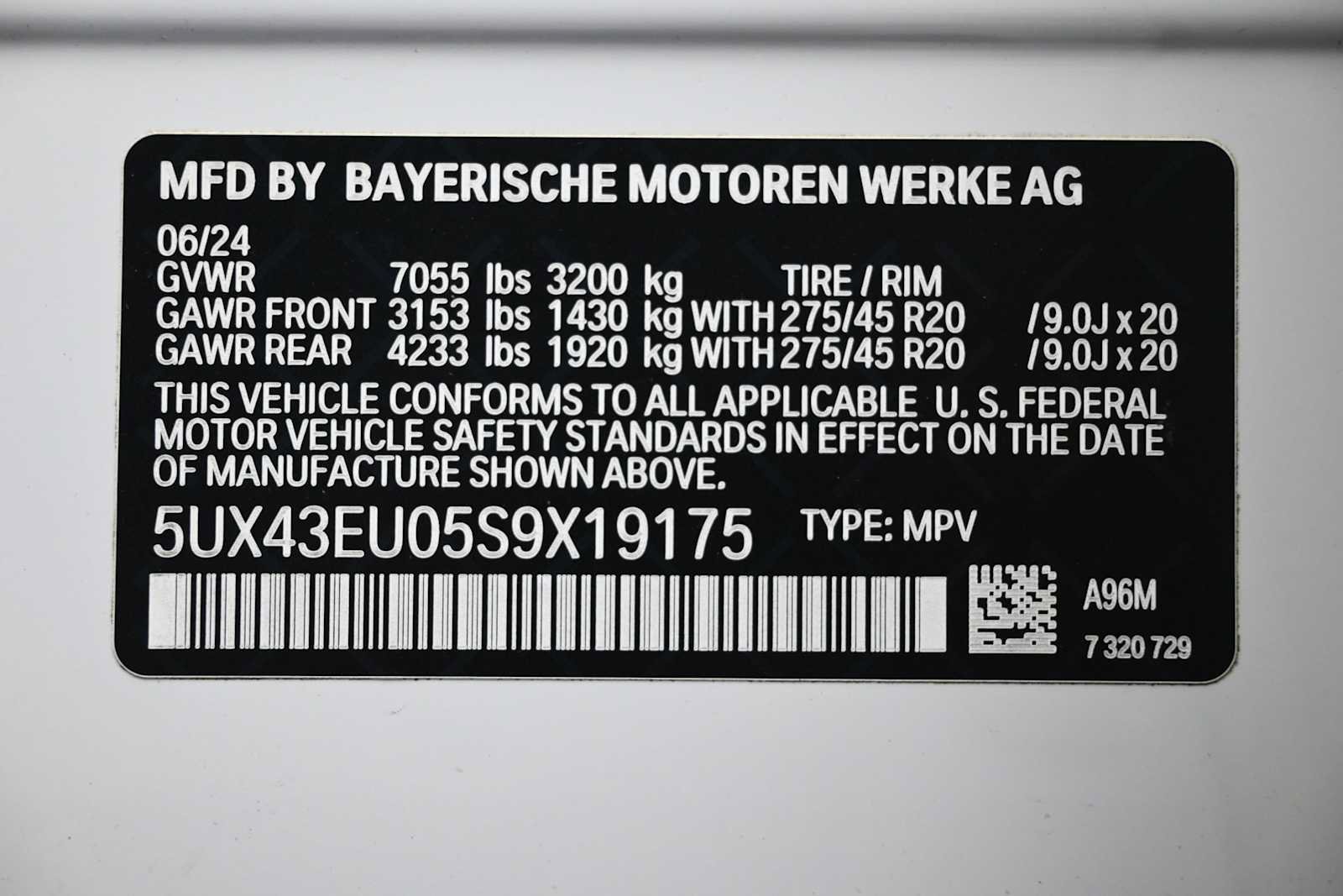 Used 2025 BMW X5 xDrive50e w/ Executive Package AWD/4WD image 11