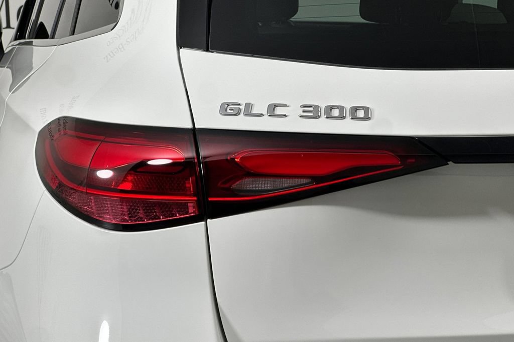 Certified 2026 Mercedes-Benz GLC 300 image 34