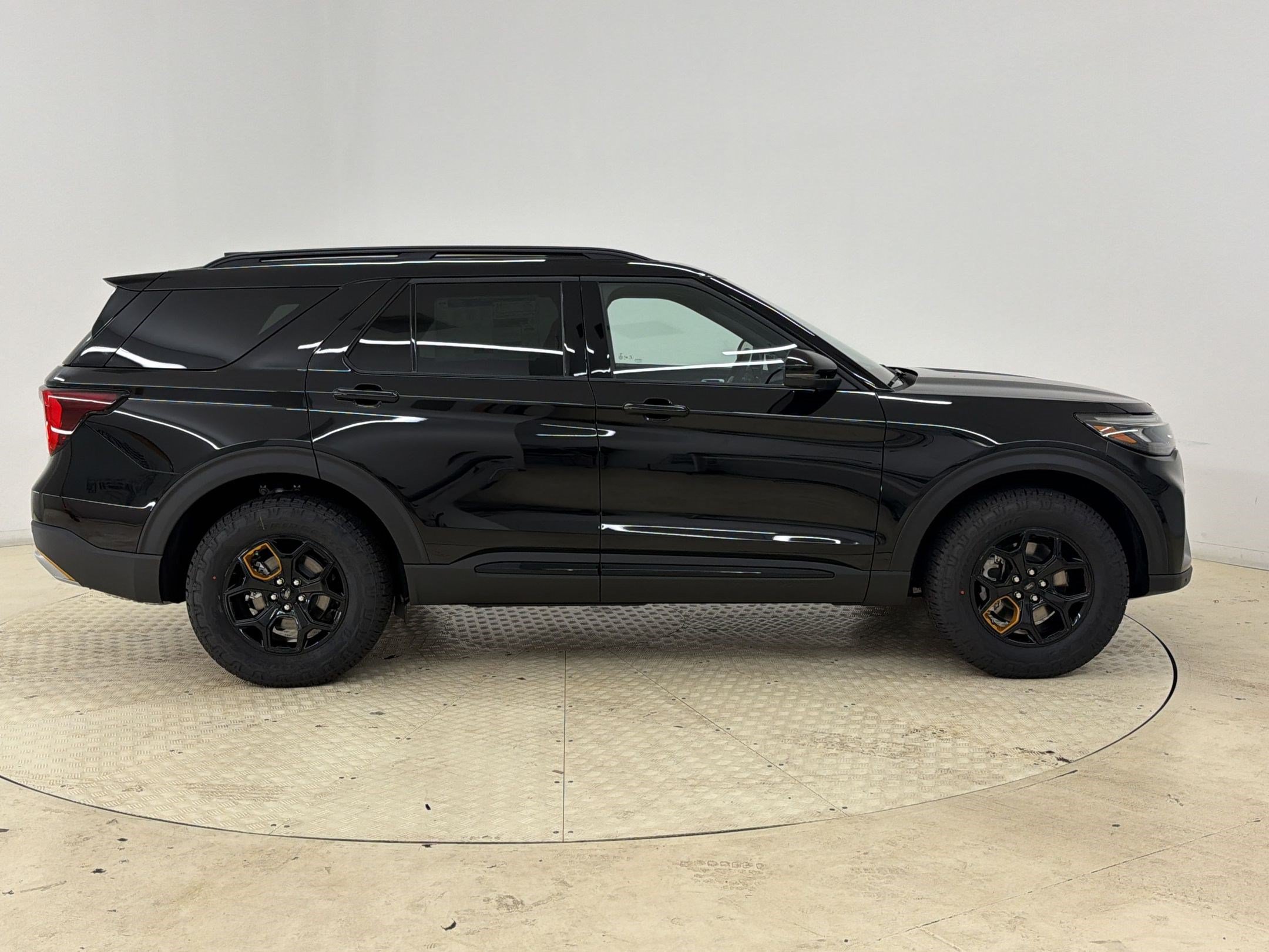 New 2026 Ford Explorer Tremor w/ Tremor Ultimate Package AWD/4WD image 8