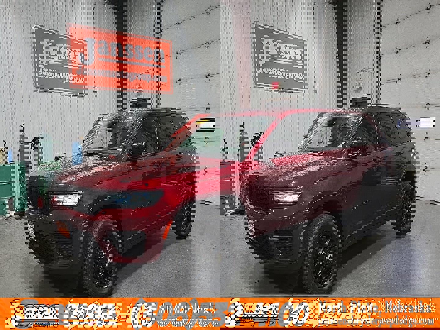 Used 2024 Jeep Grand Cherokee Altitude image 1