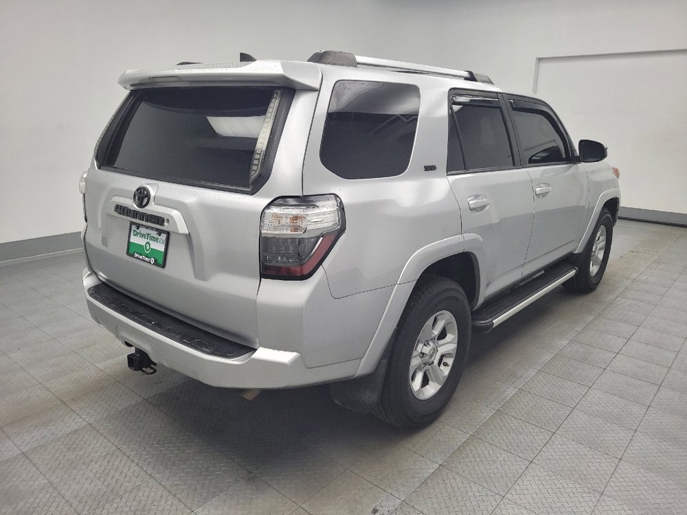 Used 2020 Toyota 4Runner SR5 image 9