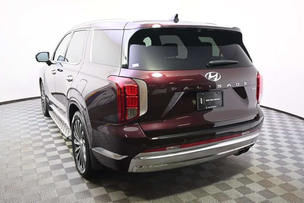 Used 2023 Hyundai Palisade Calligraphy w/ Cargo Package AWD/4WD image 4