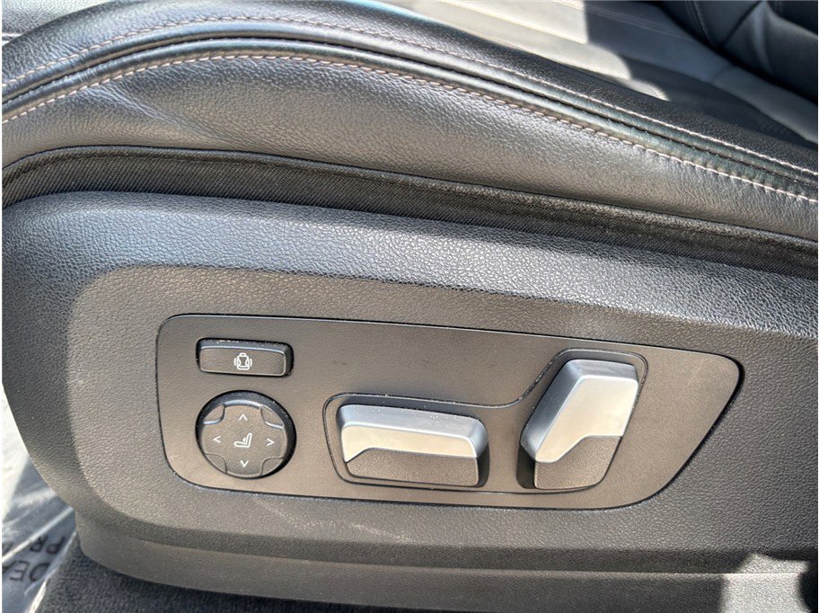 Used 2021 BMW X7 xDrive40i w/ Parking Assistance Package image 23