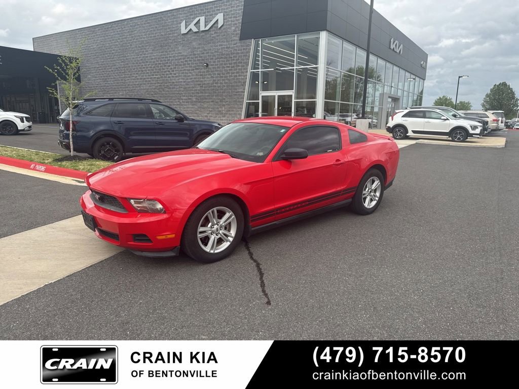 Used 2011 Ford Mustang Coupe w/ 101A Rapid Spec Order Code image 25