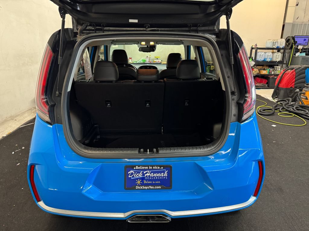 Used 2023 Kia Soul GT-Line FWD image 6