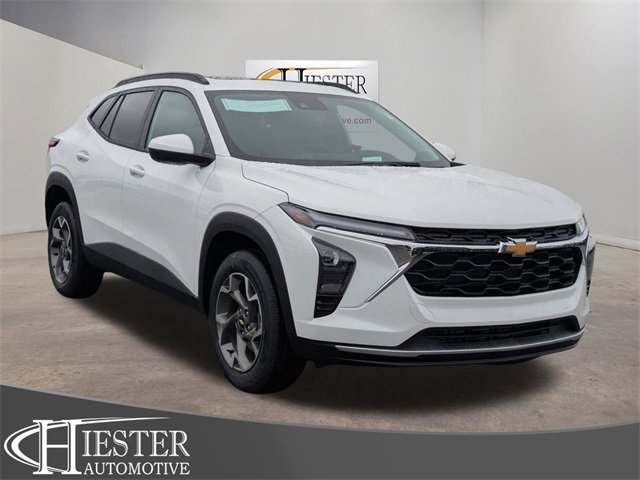 New 2026 Chevrolet Trax LT w/ Sunroof Package