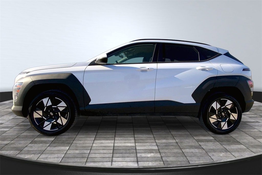 Used 2025 Hyundai Kona SEL image 8