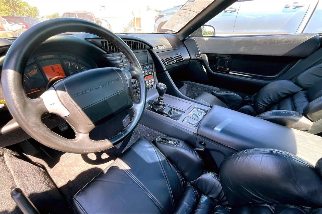 Used 1990 Chevrolet Corvette ZR-1 RWD image 9