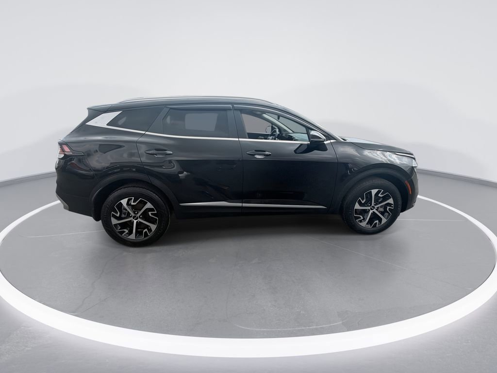 Used 2024 Kia Sportage EX AWD/4WD image 9