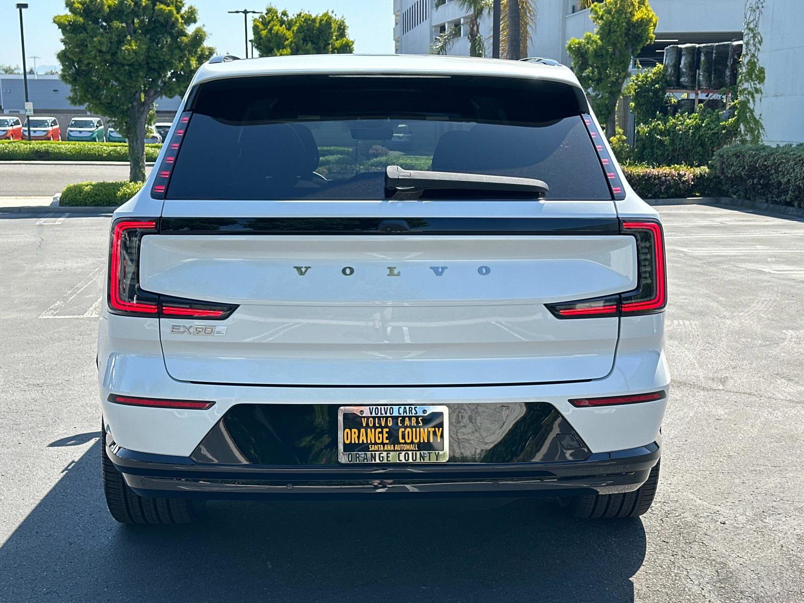 Certified 2025 Volvo EX90 Ultra image 5