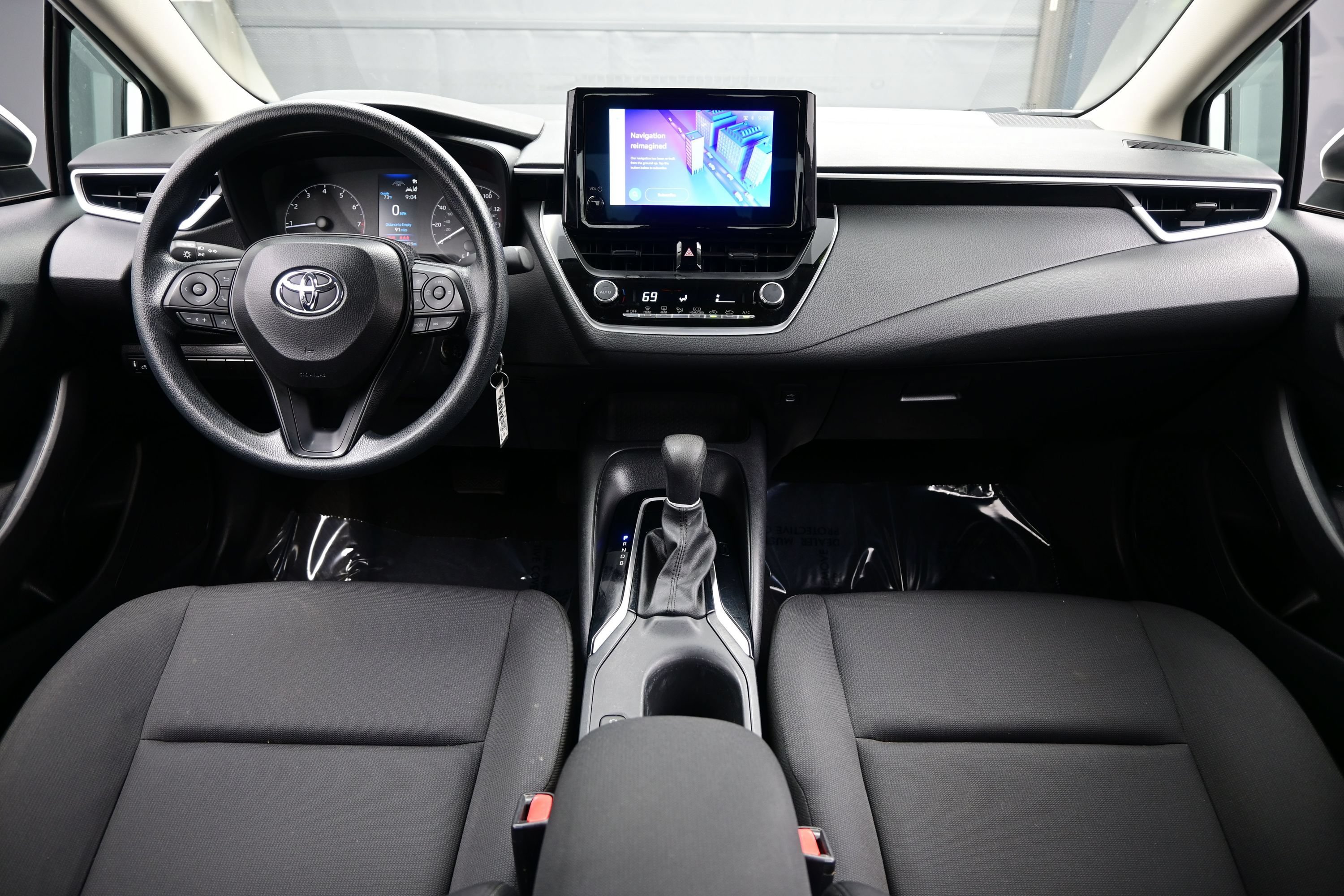 Used 2024 Toyota Corolla LE FWD image 16