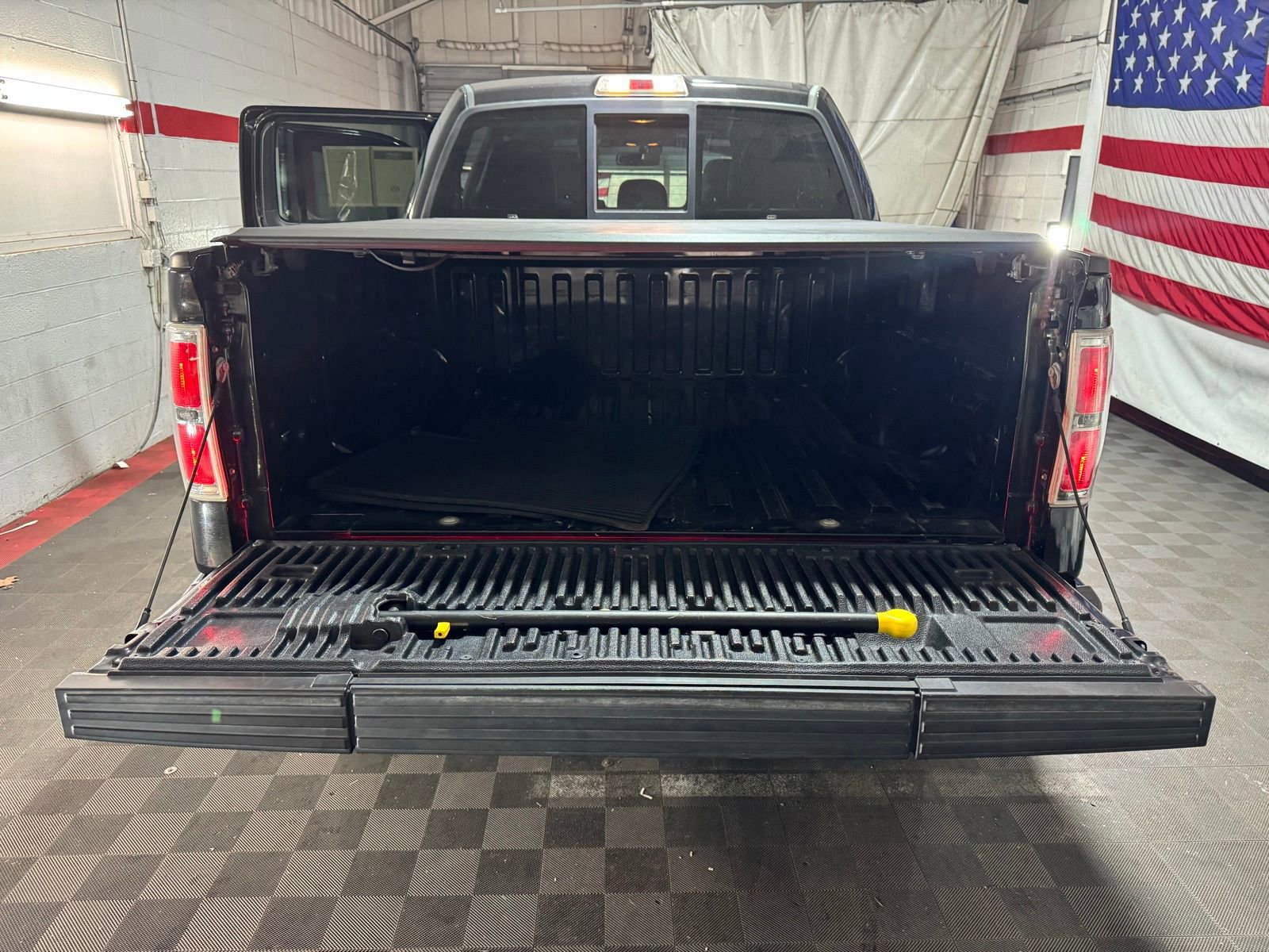 Used 2014 Ford F150 Limited image 14