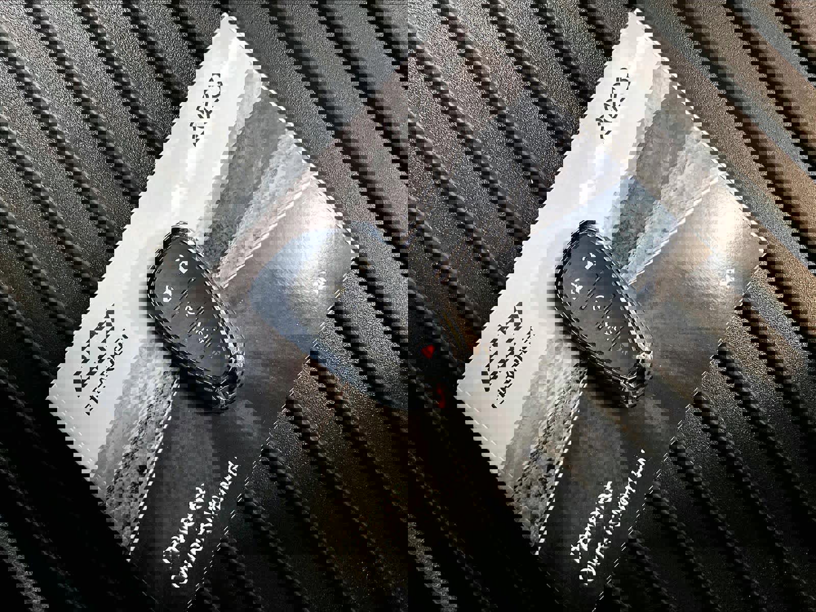 Used 2023 Chevrolet Traverse LT image 32