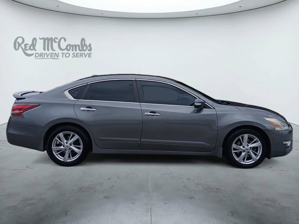 Used 2015 Nissan Altima 2.5 SL w/ Technology Package FWD image 9