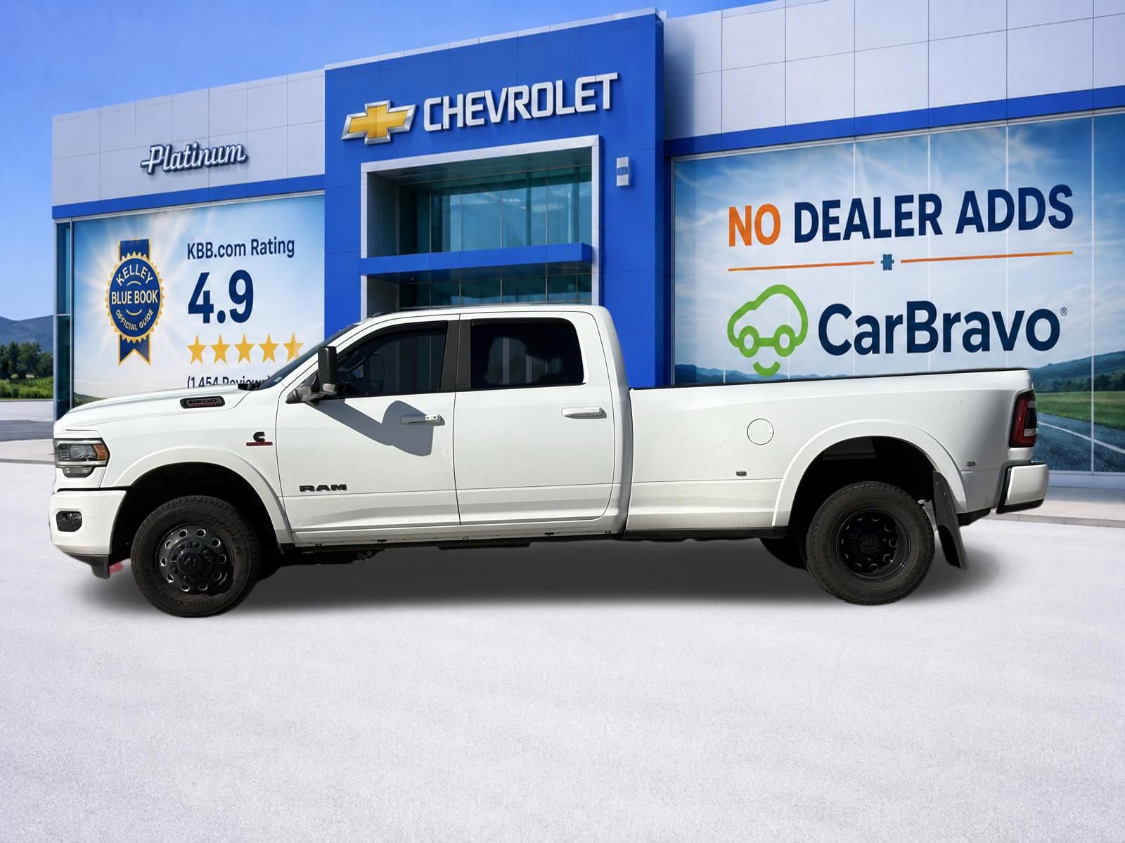 Used 2022 RAM 3500 Laramie w/ Night Edition AWD/4WD image 4