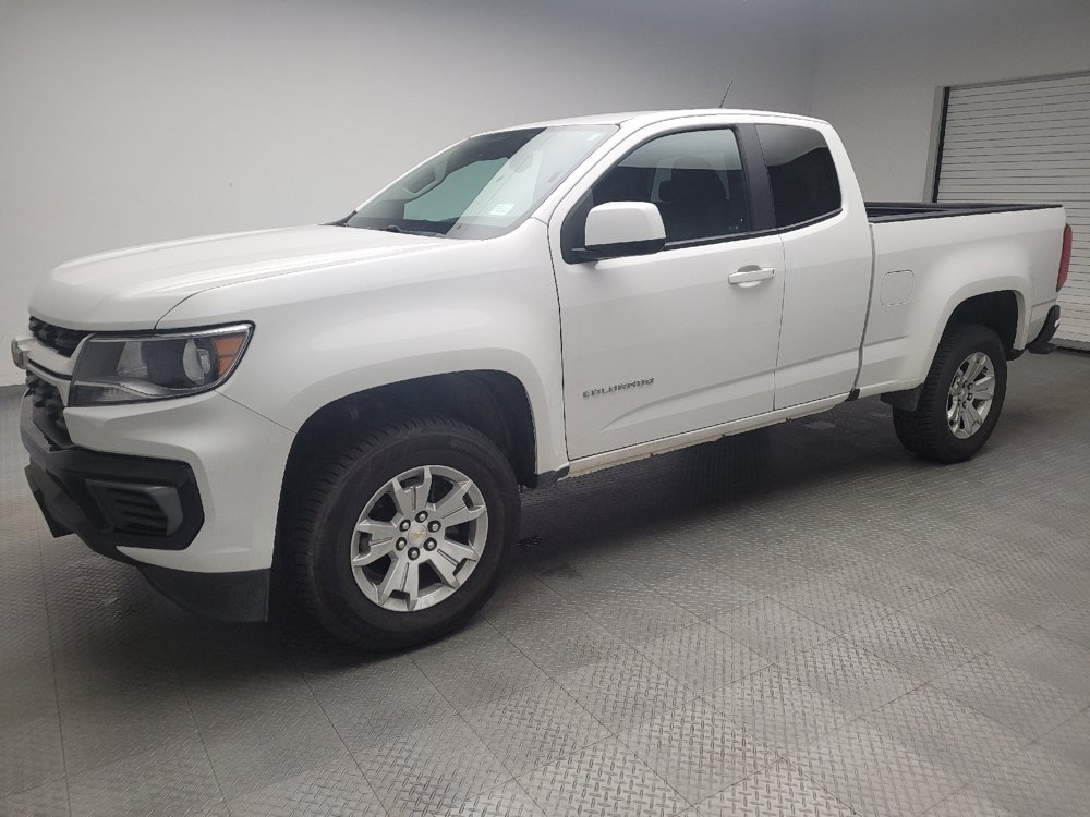 Used 2021 Chevrolet Colorado LT w/ Safety Package RWD image 2