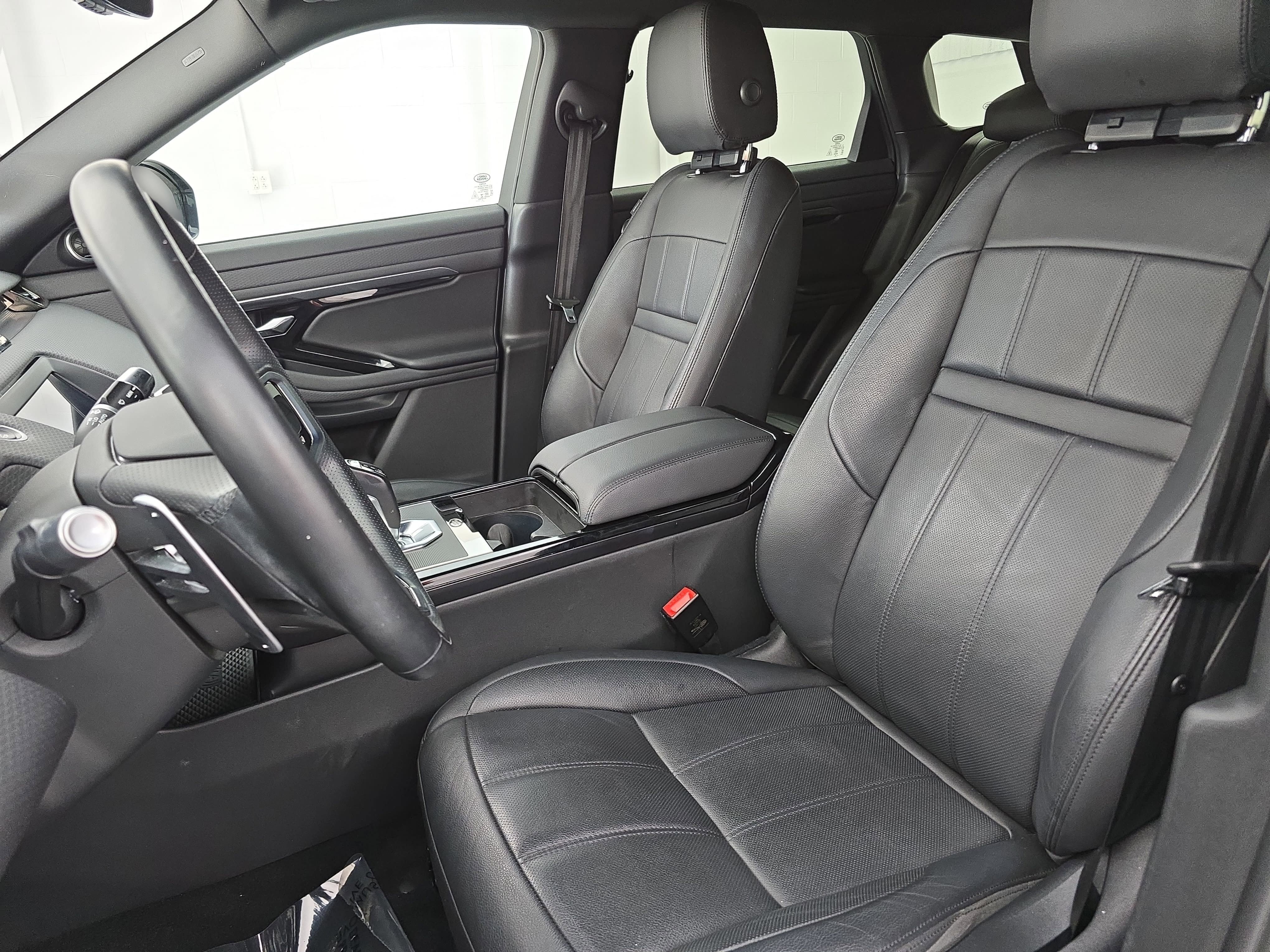 Used 2022 Land Rover Range Rover Evoque R-Dynamic S image 15