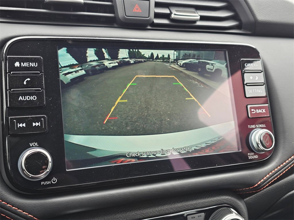 New 2025 Nissan Versa SR w/ Trunk Package image 9