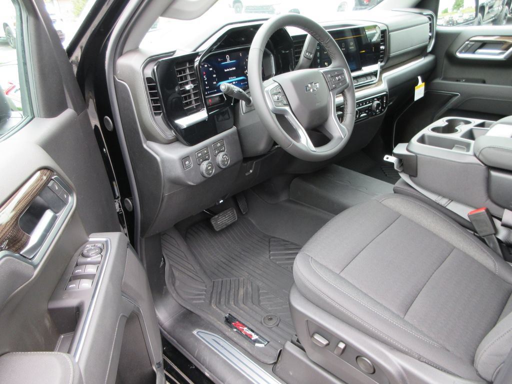 New 2026 Chevrolet Silverado 1500 RST w/ Z71 Off-Road Package AWD/4WD image 14