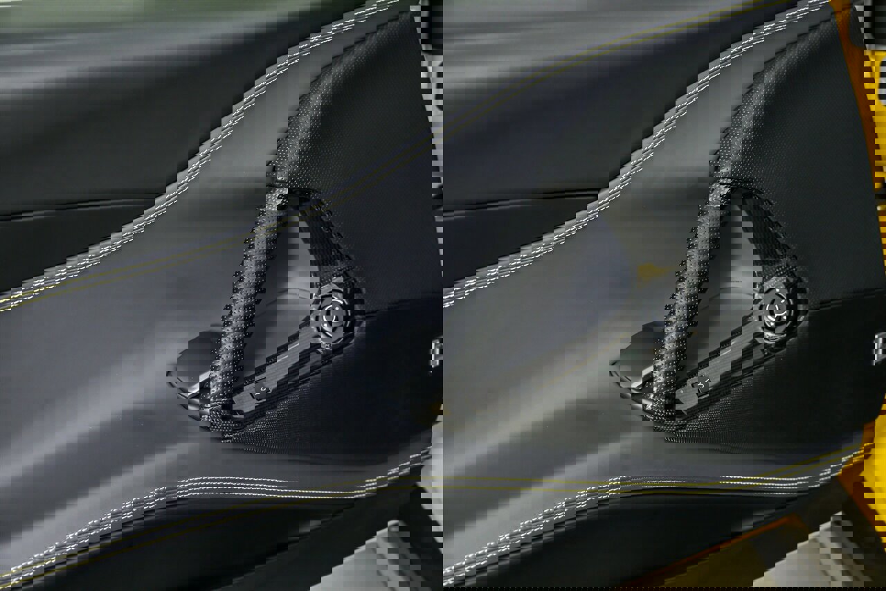 Used 2019 Ferrari 812 Superfast image 19