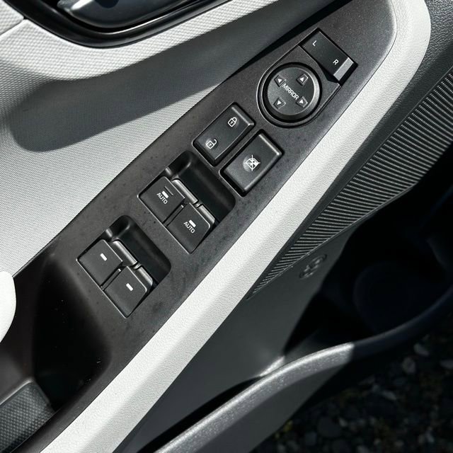 Used 2020 Hyundai Ioniq SEL FWD image 14