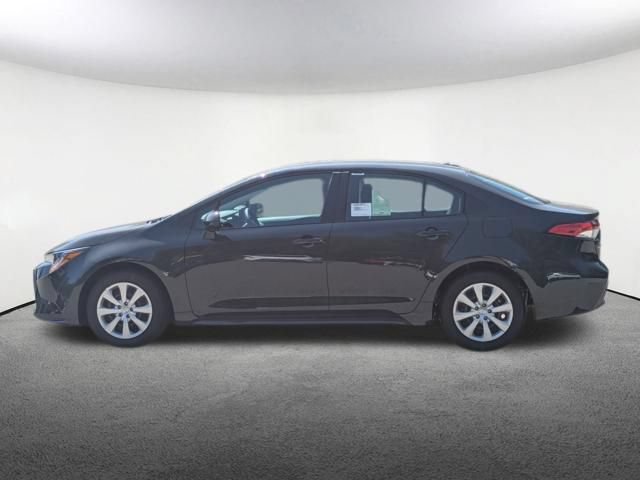 New 2026 Toyota Corolla LE FWD image 9