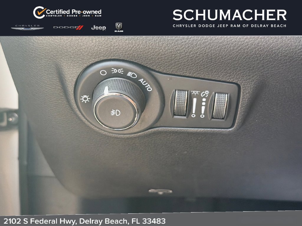 Used 2024 Jeep Compass Limited AWD/4WD image 30