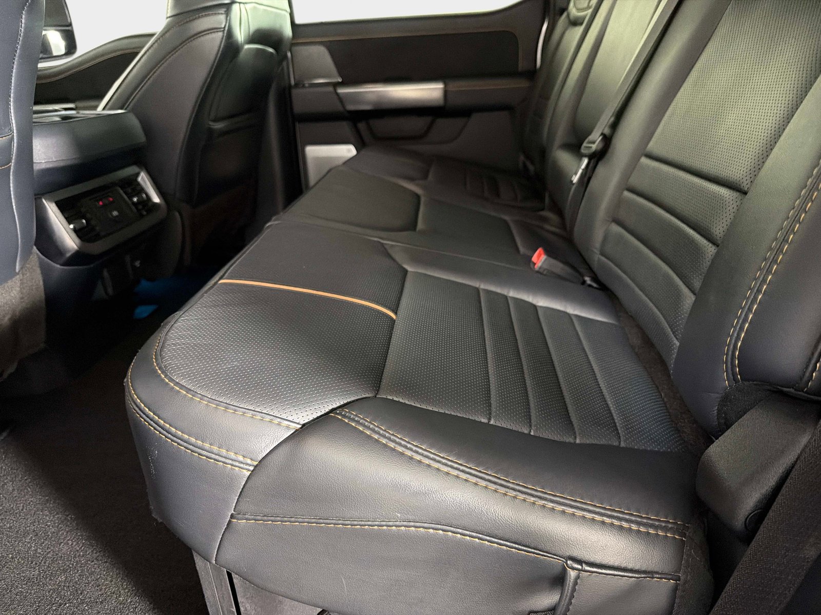 Used 2023 Ford F350 Platinum AWD/4WD image 34